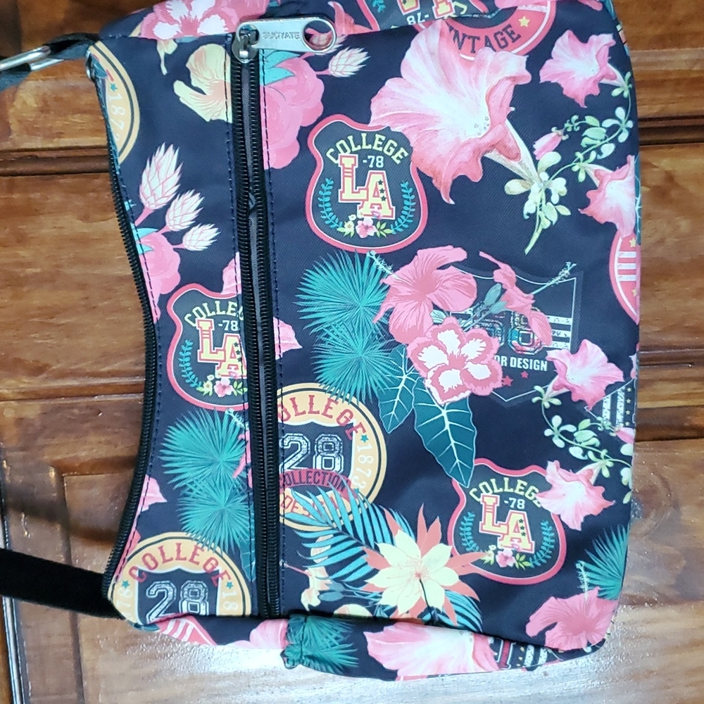 Purse - Picture 3 of 6